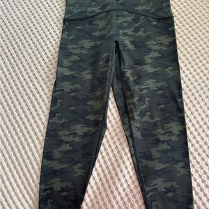 SPANX Booty Boost Camo Leggings | High Waisted Shaping | Size 1X